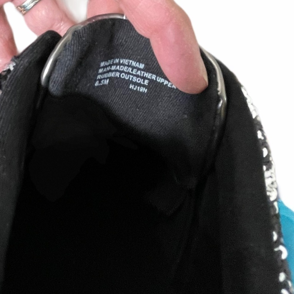 Michael Kors Cosmo Logo Sequined Slip on Sneakers. Size 8.5 EUC - Picture 7 of 14